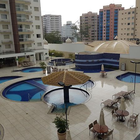 Апартаменты Residencial Casa Da Madeira Калдас-Новас Экстерьер фото